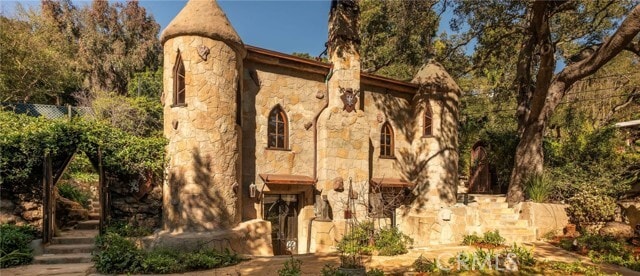 Building Photo - 8978 Wonderland Ave