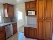 Photo - 15507 Caulfield Ave