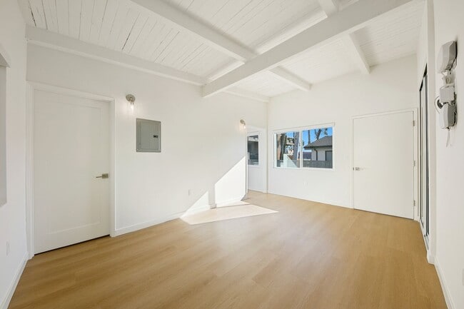 Photo - Empire at San Vicente