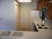 Photo - 2-Bedroom 1-Bathroom La Jolla UTC Condo wi... Unit 64
