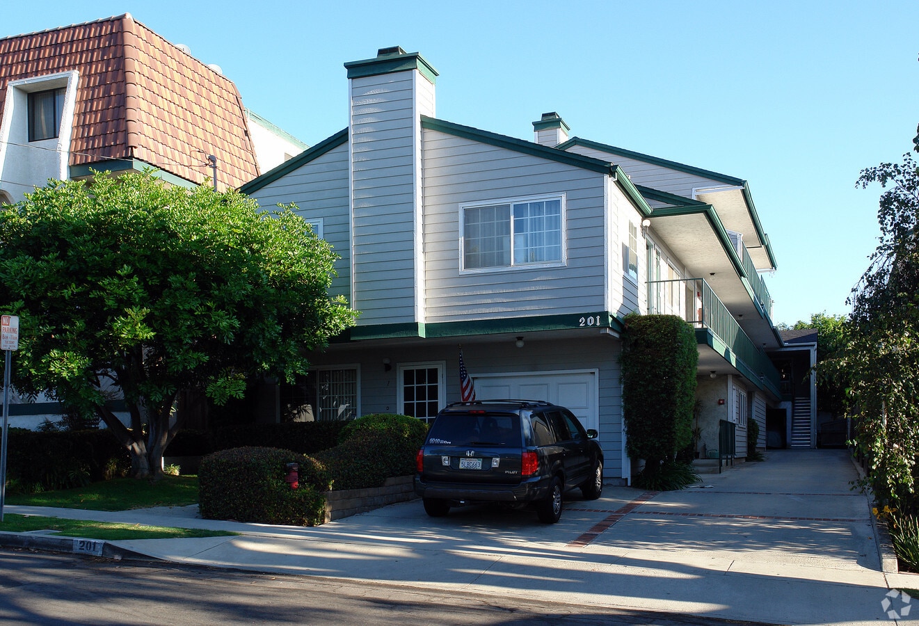 Photo - 201 W Palm Ave