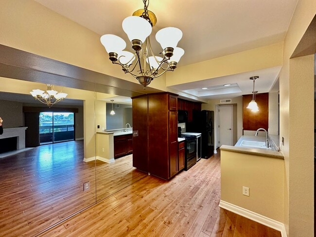 Your new home Awaits-Top Floor Escondido G... - Your new home Awaits-Top Floor Escondido G...