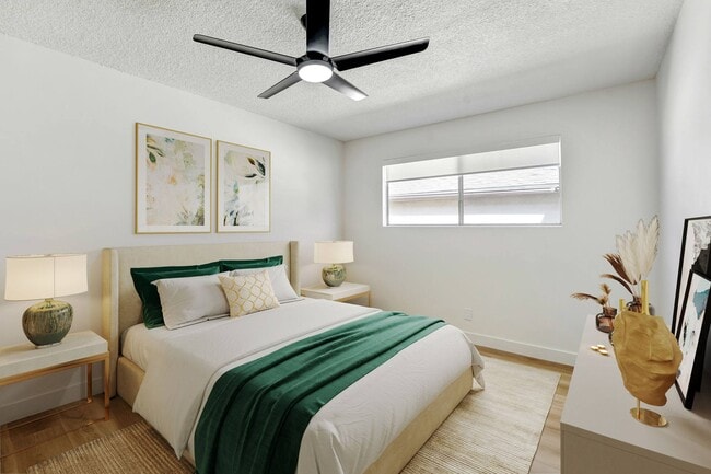 Photo - 1140 N Ogden