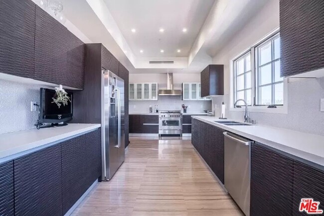 Photo - 225 S Hamilton Dr