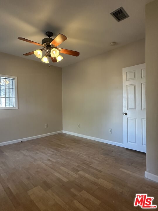 Photo - 201 S Benton Way
