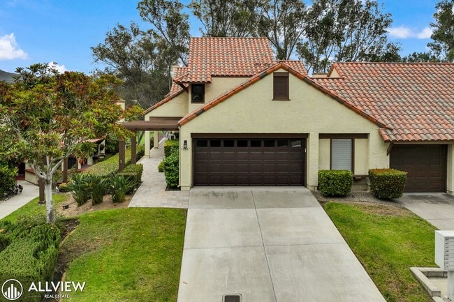 Building Photo - Spacious 4BD Rancho Bernardo Townhome | Pool, Spa, Tennis & Golf Course Setting