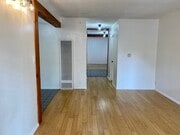 Living Room - 20 20th Ave Unit A