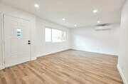 Photo - 232 W 3rd St House