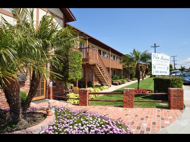 Photo - Palm Shadows Apartments