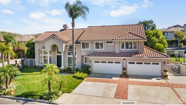 Building Photo - Exquisite Designer 4 Bedroom Home for Rent