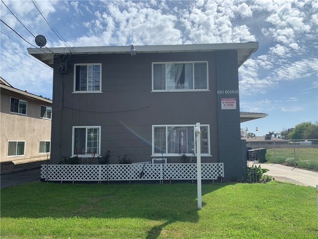 Building Photo - 605 W D St