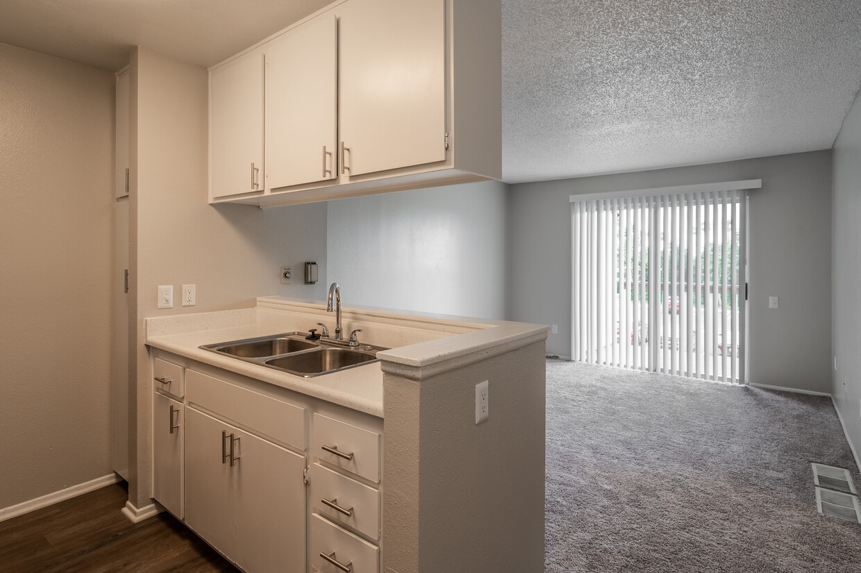 3D Tour - Hillsborough Village Senior Apartments 55+