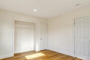 Photo - 950 E 48th St Townhome
