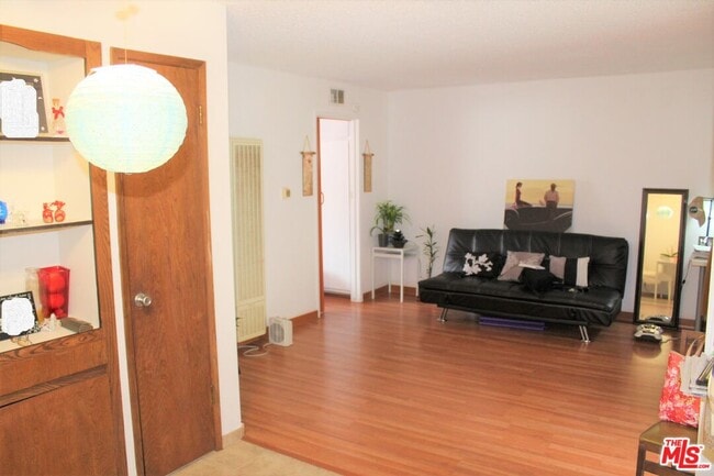 Photo - 2501 W Redondo Beach Blvd Unit 237