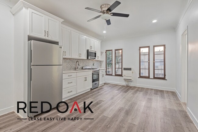 Photo - 706 N St Andrews Pl Condo Unit 208