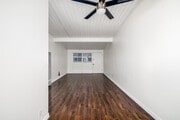 1BR, 1BA - 604SF - Living Room - 4115 Palmwood