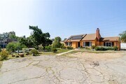 Photo - 13057 Gladstone Ave
