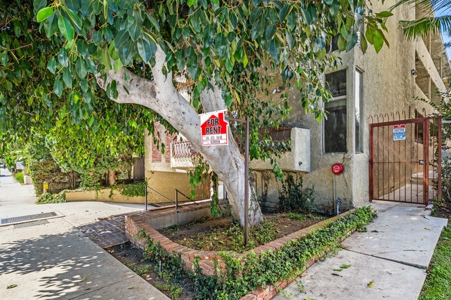 Photo - 11661 Goshen Ave