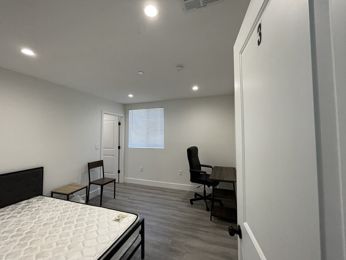 Floor Plan - Private Room at 1426 W 38th St (3B-5B)