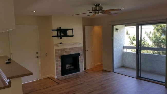 Photo - 2841 S Fairview St Unit F