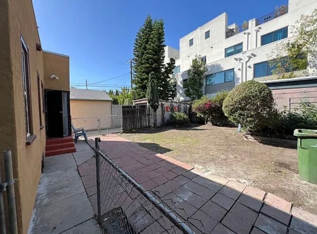 Backyard - 1620 N Ave 45