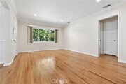 Photo - 15480 Friar St