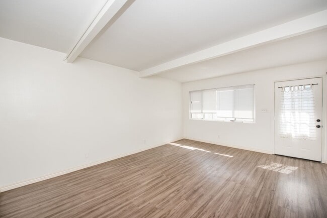 Photo - CALIFORNIA/LINCOLN Unit 407 Lincoln