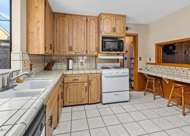 Photo - 1331 E Marbury St