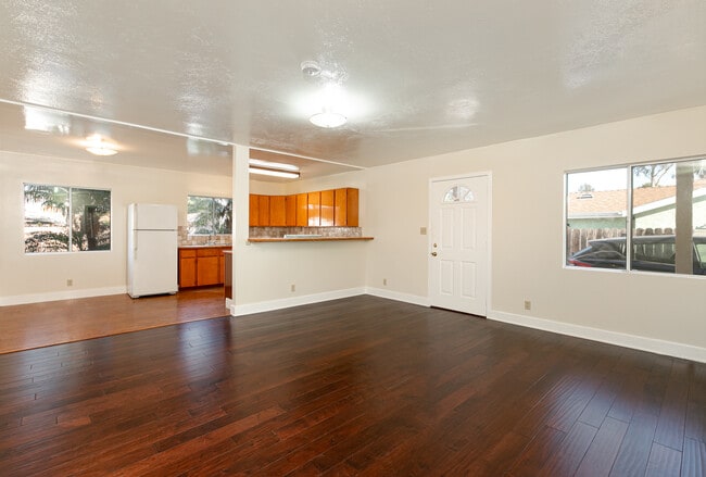 Photo - 6024 Ernest Ave Unit 6024