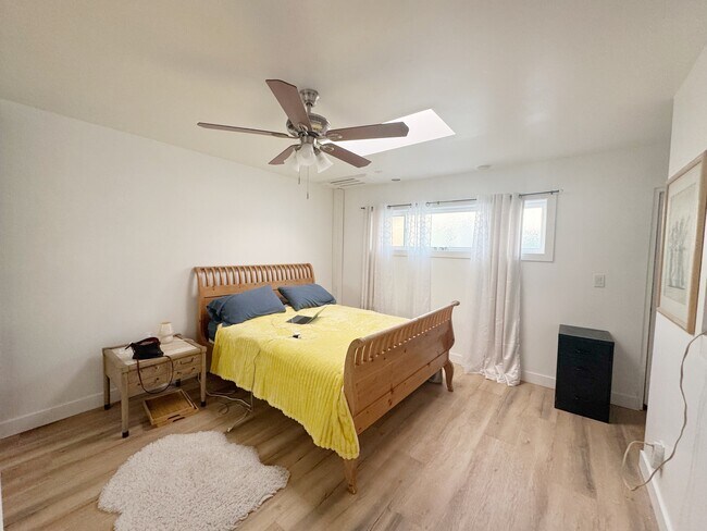 Photo - 3512 Pacific Ave