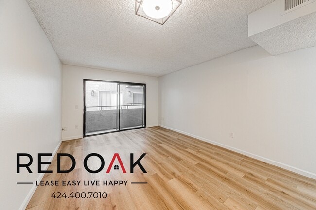 Photo - 11817 Victory Blvd Unit 110