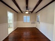 Photo - Charming 1+1 in Prime North Hollywood/Tolu...