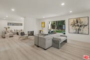 Photo - 2612 S Beverly Dr