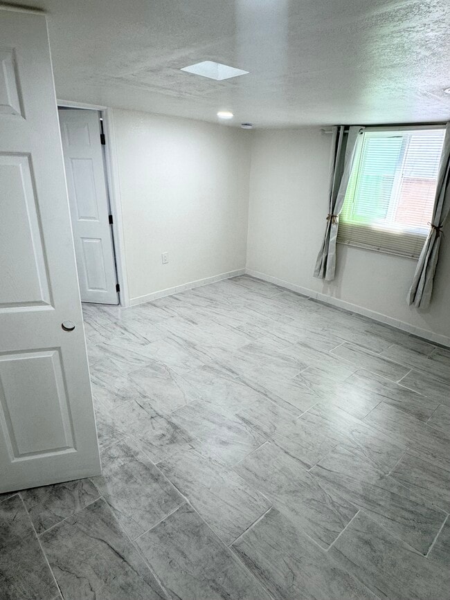 Photo - 2624 Live Oak St