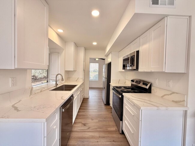 Building Photo - 2881 Casey St Unit 2881A