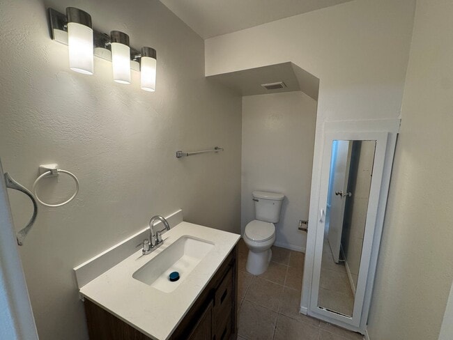 Photo - 2 Bedroom Townhouse in El Cajon