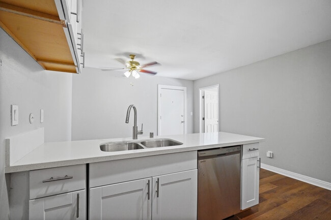 Photo - 8601 International Ave Unit 122