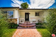 Photo - 19120 Hartland St