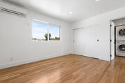 Photo - This beautifully updated 1 bed / 1 bath apartment in Echo Park is now available! Unit #4