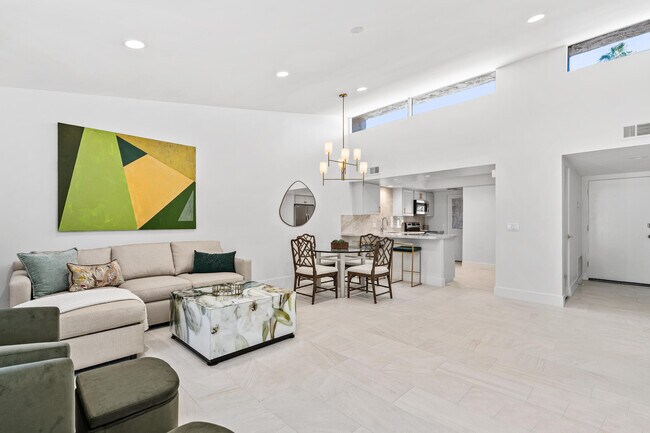 Photo - 48885 Mariposa Dr