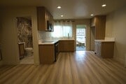 Kitchen with balcony - 1123 E Ocean Blvd Unit D