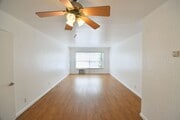 Photo - 11645 Moorpark St Apartment Unit 02