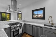 Photo - 1118 S Highland Ave Townhome