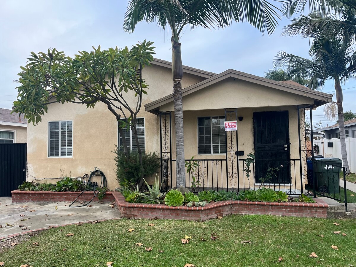 Photo - 205 N Taylor Ave