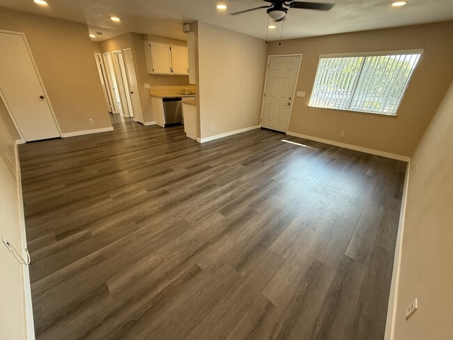 Building Photo - 2690 Anchor Ave Rental