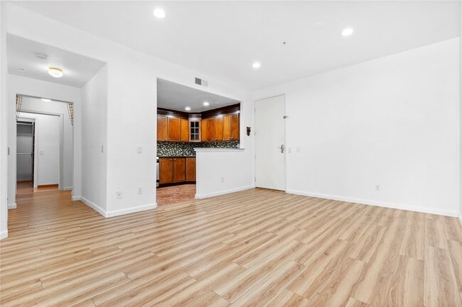 Photo - 16940 Chatsworth St Unit 208