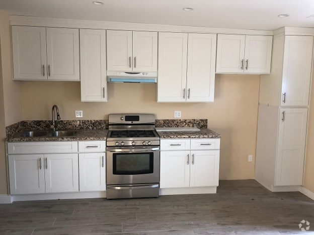 Building Photo - 839 E Santa Anita Ave Rental