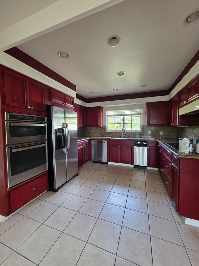 Photo - 6437 Elmhurst Dr