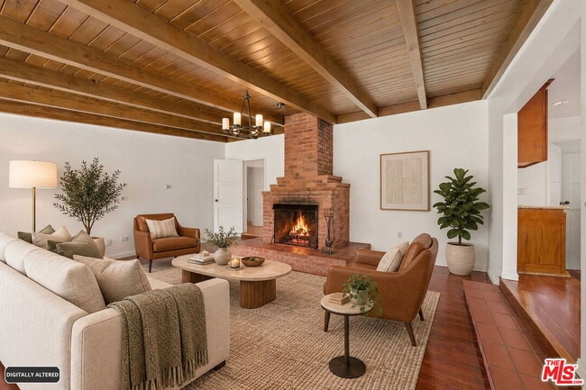 Photo - 1377 Appleton Way