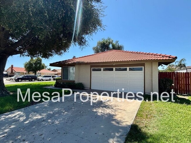 Photo - 194 S Loretta St